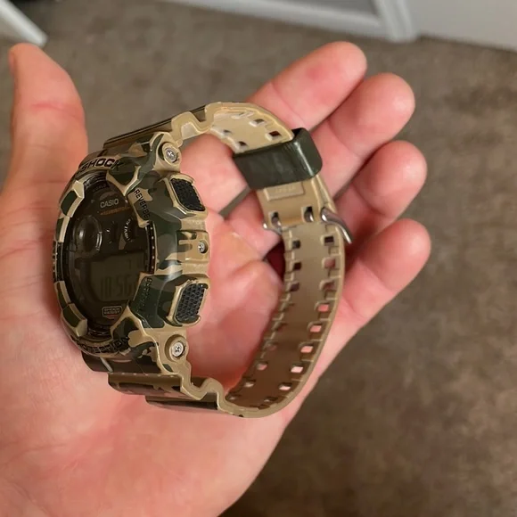 G-Shock Camouflage Digital Watch - Picture 2 of 4